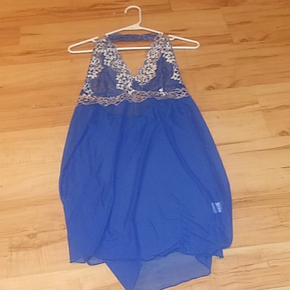 Lingerie - Picture 4 of 4